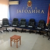 Продајом фотеља функционера прикупљено 9.850 евра за социјално угрожене породице са више деце
